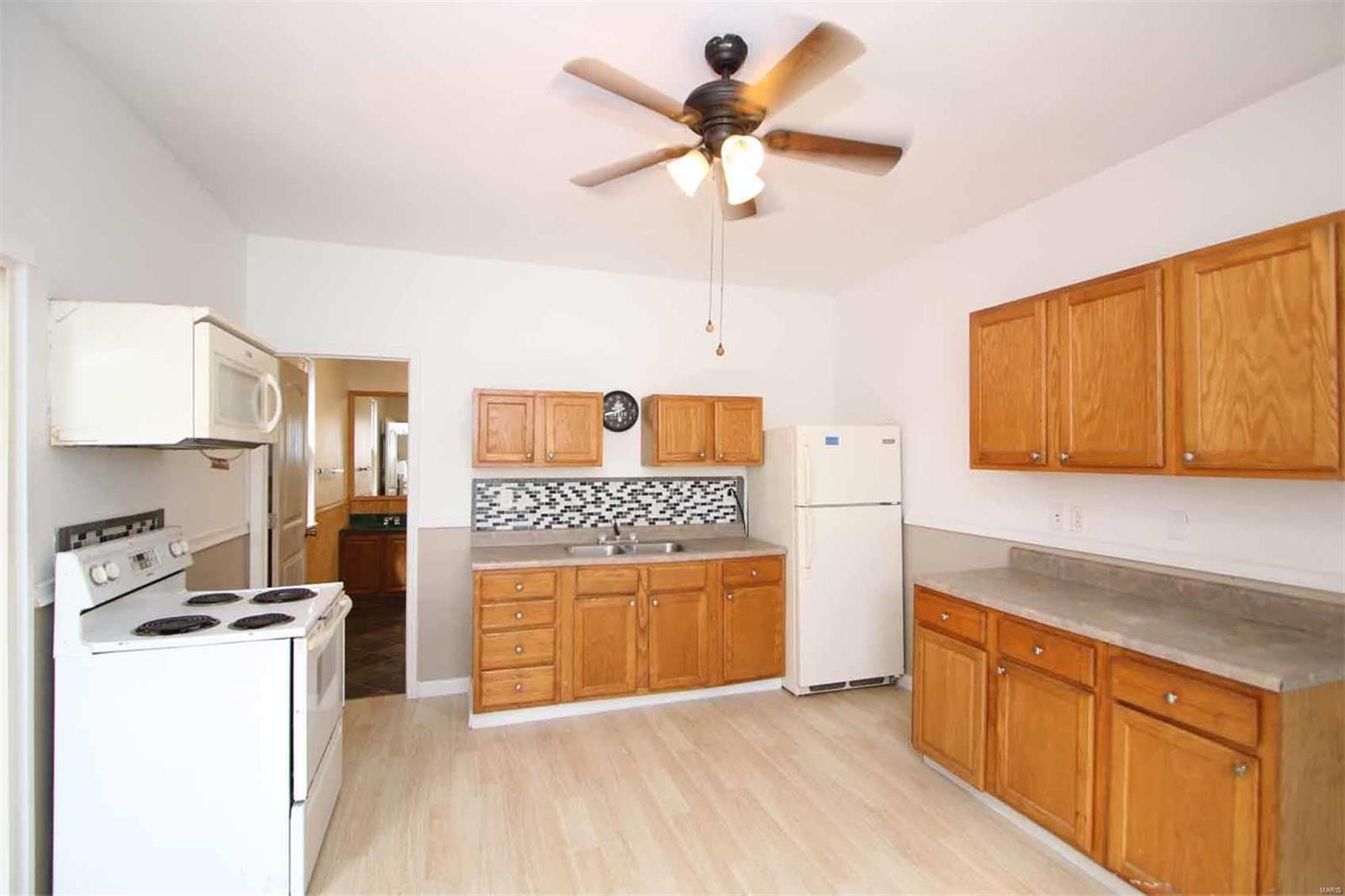 727 East 7th Street Alton, IL 62002 - Photo 9 of 21 Gallery Image 9