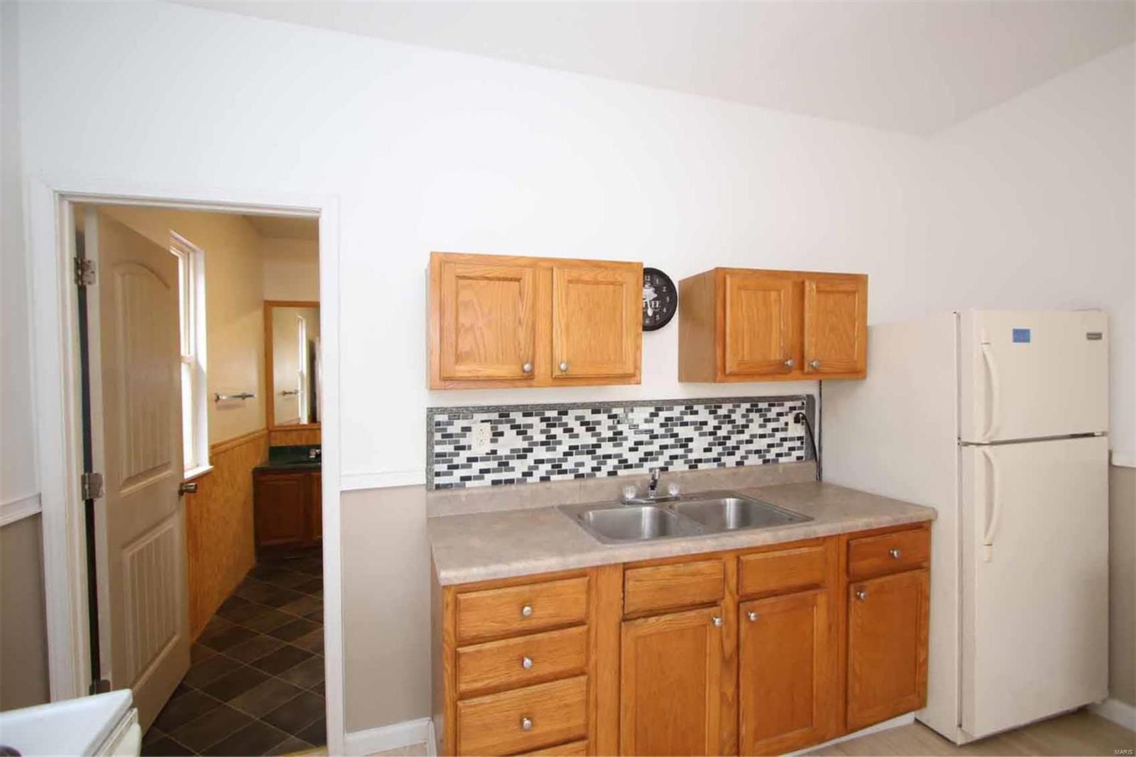 727 East 7th Street Alton, IL 62002 - Photo 10 of 21 Gallery Image 10