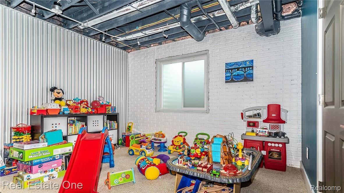 122 Woodside Road Royal Oak, MI 48073 - Photo 42 of 56 00__21.jpg