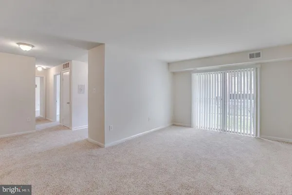 $2,199 | 225 43rd Road Northeast, Unit 203, Washington, DC 20019