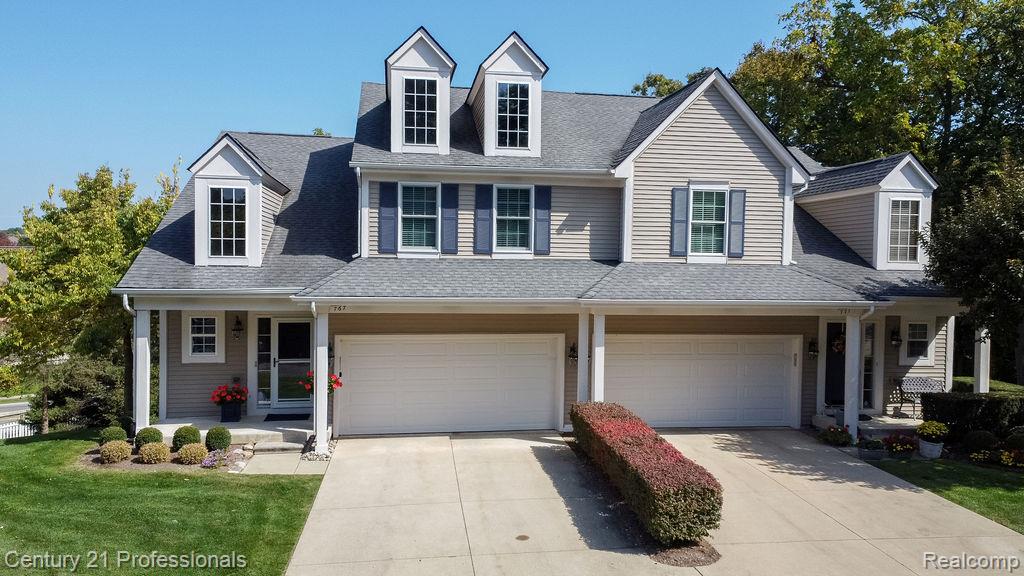767 East Bluff Court Rochester Hills, MI 48306 - Photo 3 of 52