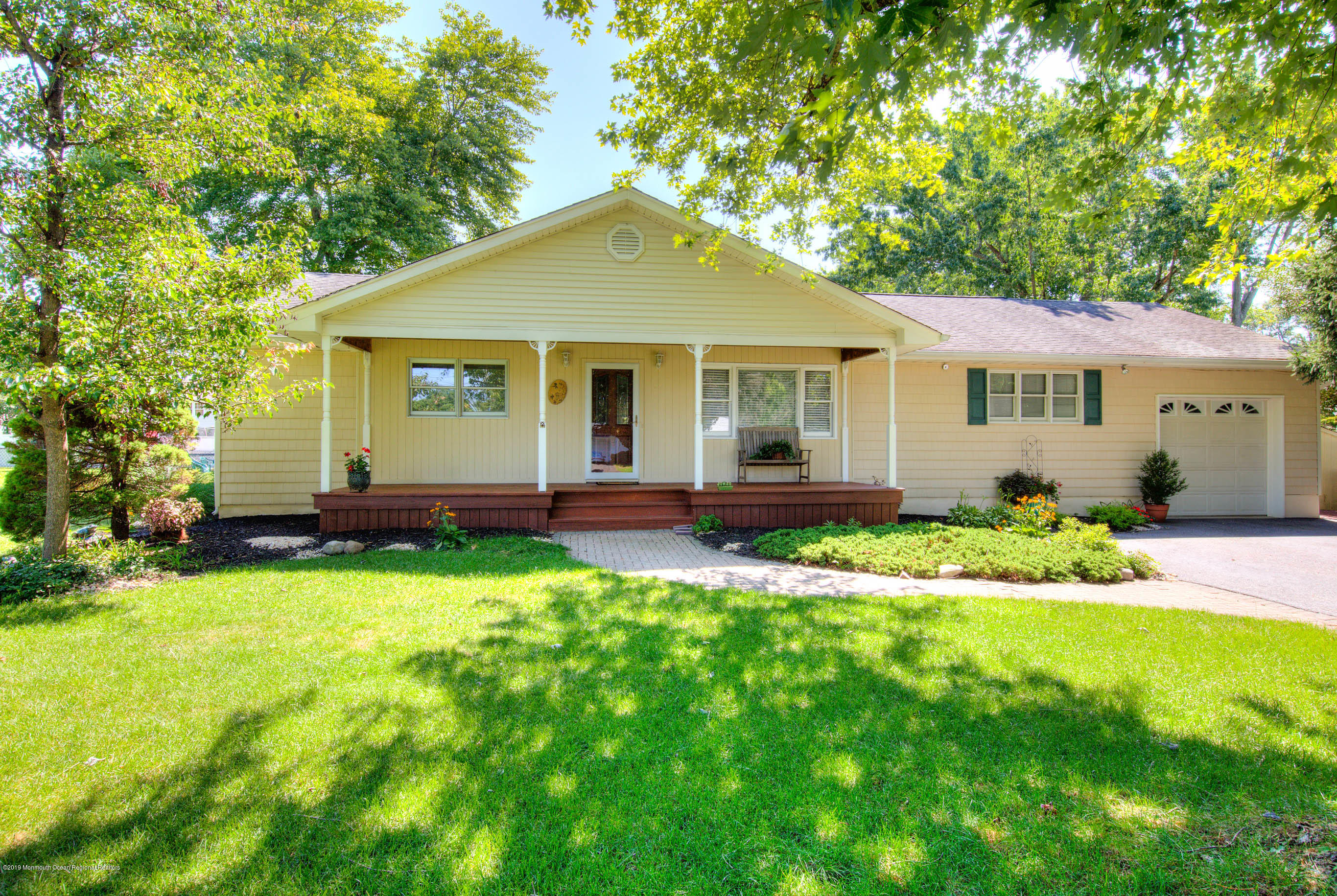 29 Kenmore Road Freehold, NJ 07728 - Photo 2 of 19 29KenmoreOnline-3