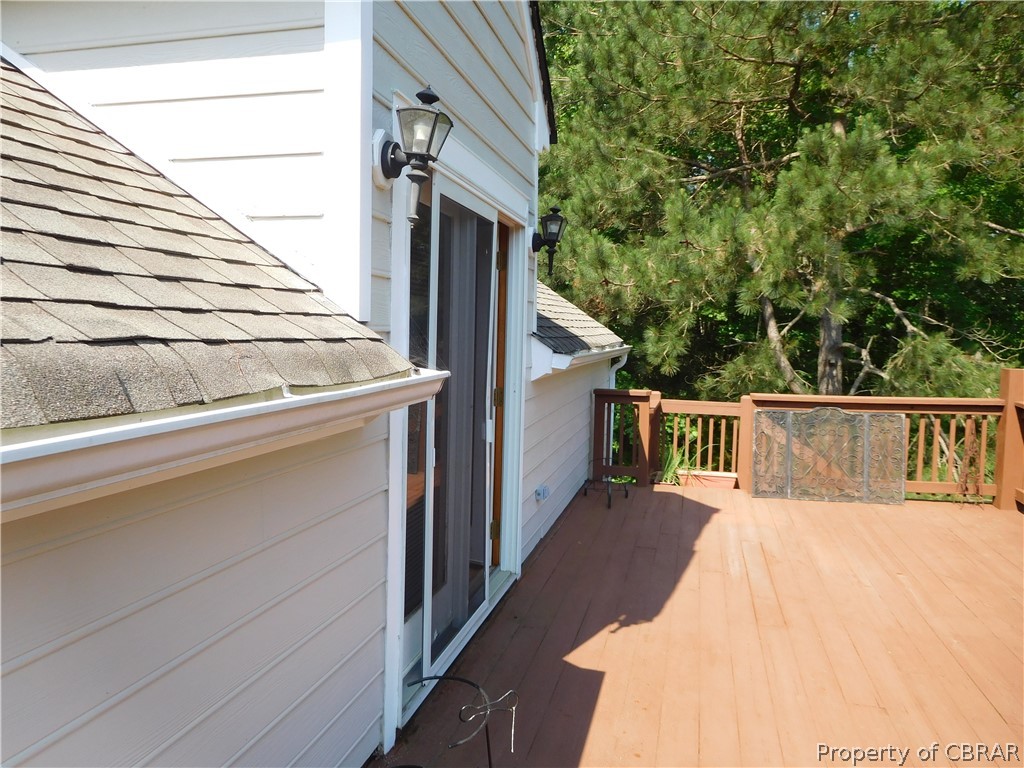 645 Holly Point Road Mathews, VA 23109 - Photo 16 of 50