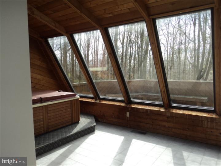 123 Risbon Road Honey Brook, PA 19344 - Photo 13 of 22 Sun Room