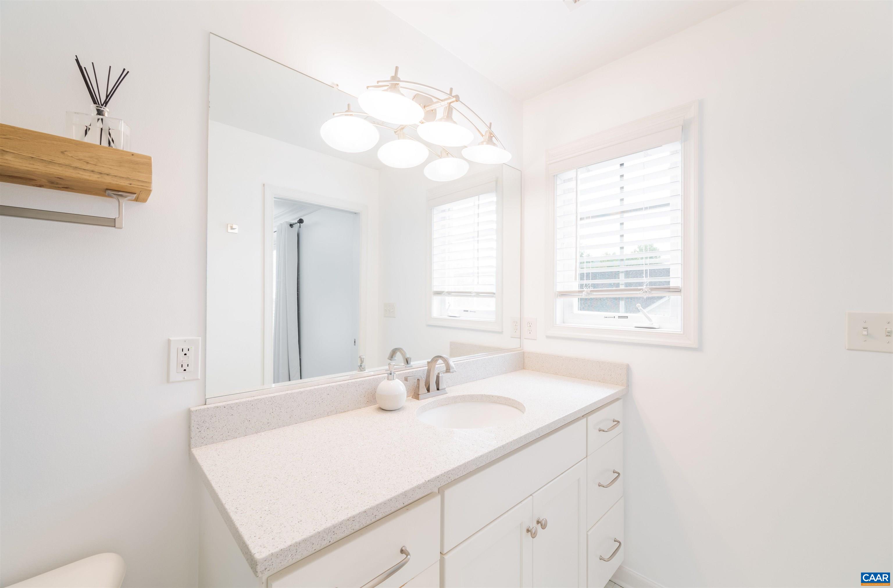 373 Quarry Road Charlottesville, VA 22902 - Photo 4 of 33 Gallery Image 4