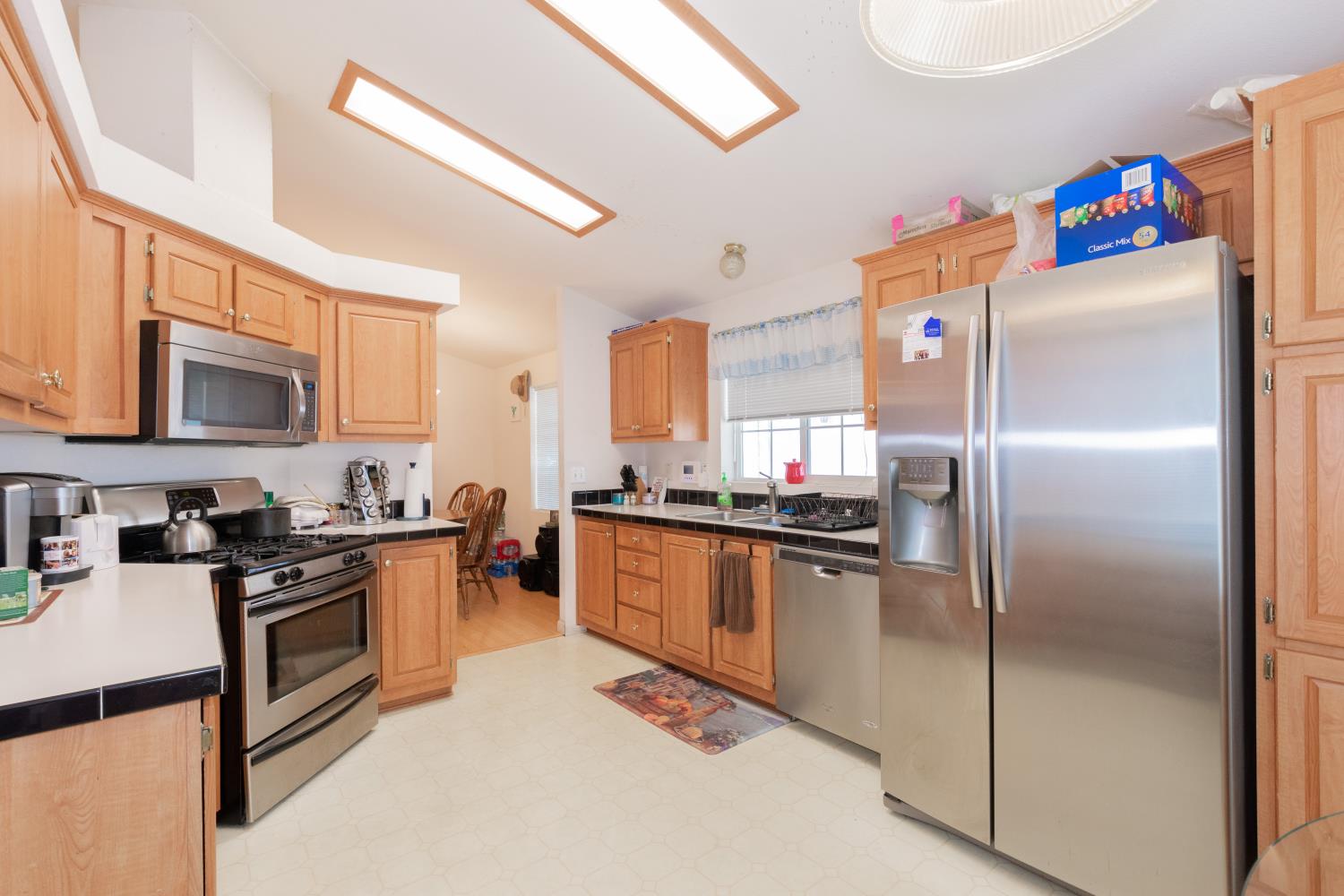 4350 Cherokee Road, Unit 19 Stockton, CA 95215 - Photo 7 of 32 Gallery Image 7