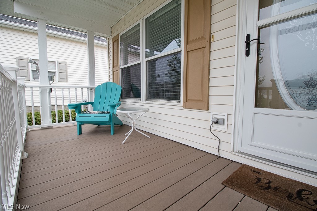 681 Woodlawn Road Chardon, OH 44024 - Photo 2 of 35 Front Porch