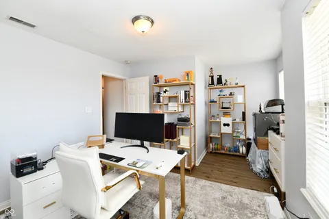 $282,500 | 2541 Braxton Drive, Indianapolis, IN 46229