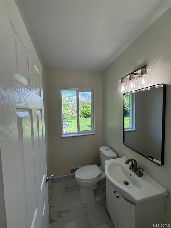 28670 Inkster Road Southfield, MI 48034 - Photo 25 of 34
