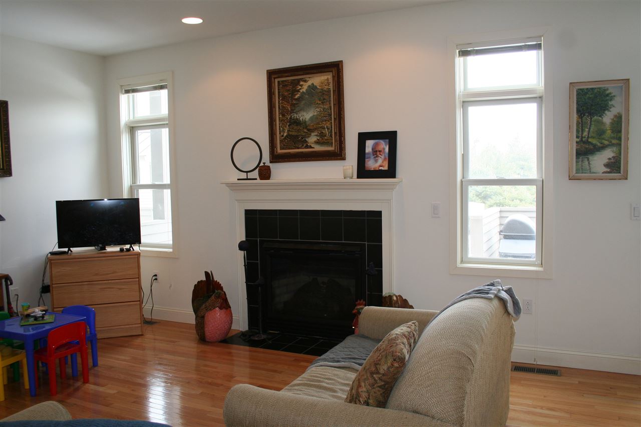 51 Catamount Road, Unit B Hartford, VT 05059 - Photo 6 of 15 Gallery Image 6