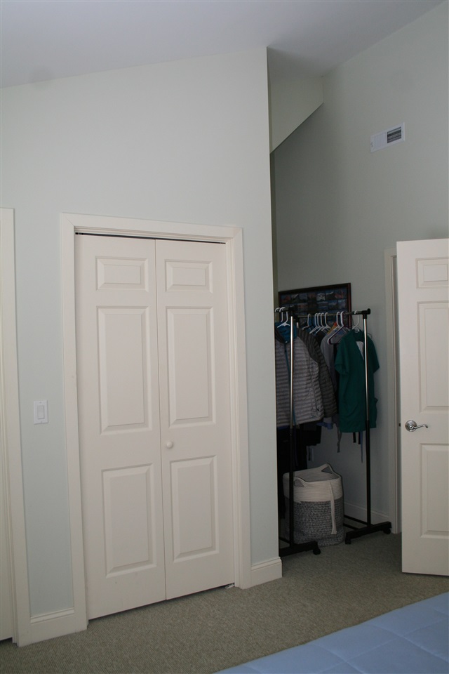51 Catamount Road, Unit B Hartford, VT 05059 - Photo 9 of 15 Gallery Image 9