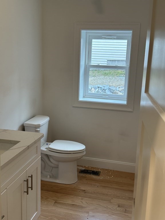 33 Dominion Road, Unit B Worcester, MA 01605 - Photo 4 of 17 Gallery Image 4