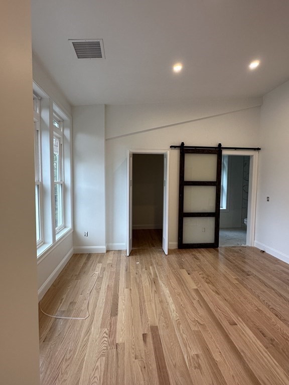 33 Dominion Road, Unit B Worcester, MA 01605 - Photo 8 of 17 Gallery Image 8