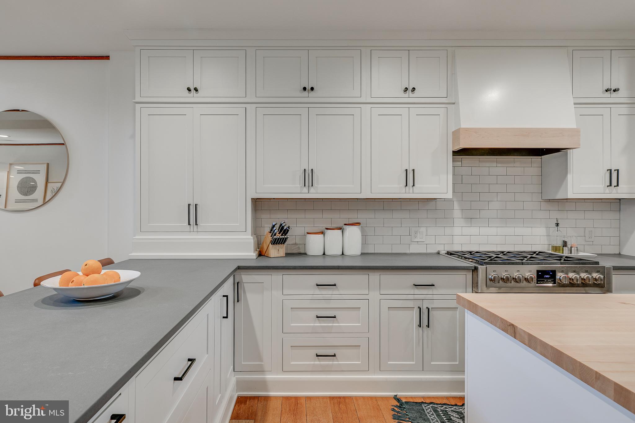 1718 Delancey Place Philadelphia, PA 19103 - Photo 15 of 49 Gallery Image 15