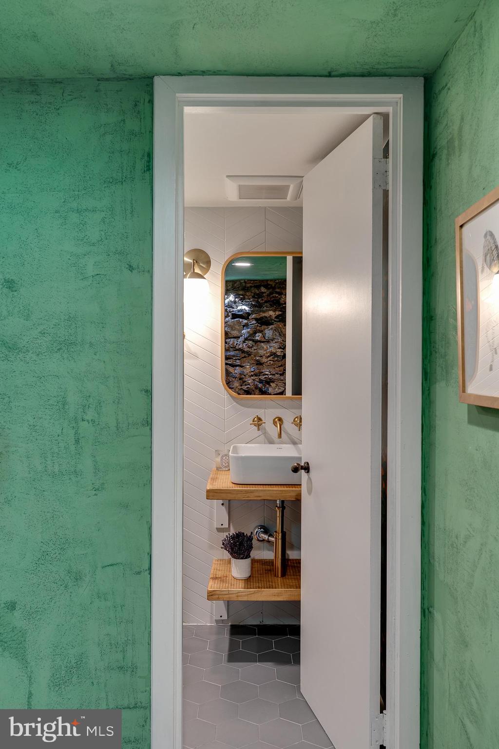 1718 Delancey Place Philadelphia, PA 19103 - Photo 38 of 49 Gallery Image 38