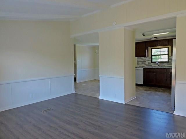119 Bryan Road Knotts Island, NC 27950 - Photo 4 of 40 Living Room