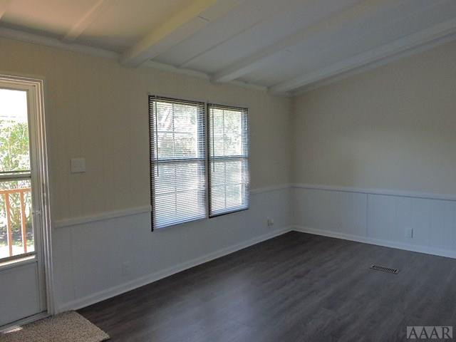 119 Bryan Road Knotts Island, NC 27950 - Photo 5 of 40 Living Room