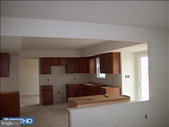 407 Longview Drive Sinking Spring, PA 19608 - Photo 2 of 6 Gallery Image 2