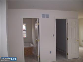 407 Longview Drive Sinking Spring, PA 19608 - Photo 4 of 6 Gallery Image 4