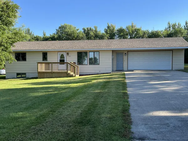 $164,000 | 509 1st Street, Bellingham, MN 56212