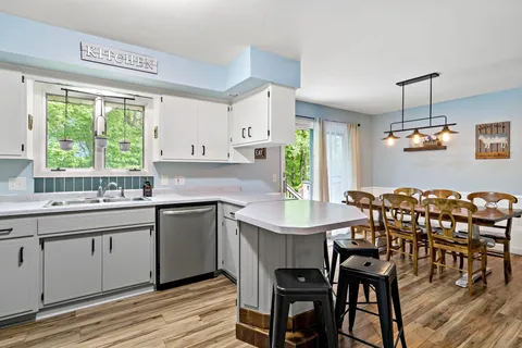 $400,000 | 312 Circle Lane Southeast, St. Michael, MN 55376
