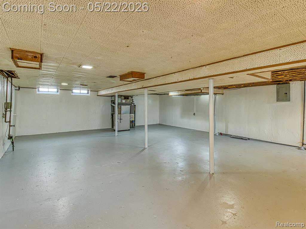 8501 Allen Road Allen Park, MI 48101 - Photo 22 of 27