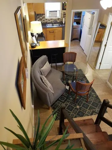 $1,795 | 4144 Cleveland Avenue, Unit B, New Orleans, LA 70119