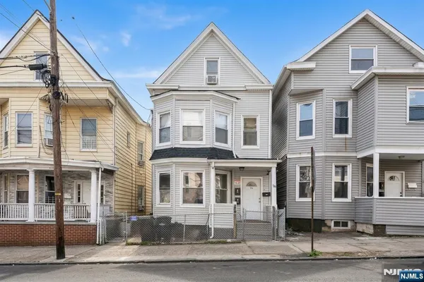 $499,999 | 76 North 4th Street, Paterson, NJ 07522