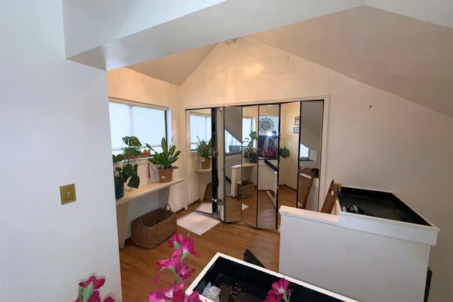 $250,000 | 7361 Radcliff Drive, West Bloomfield, MI 48322