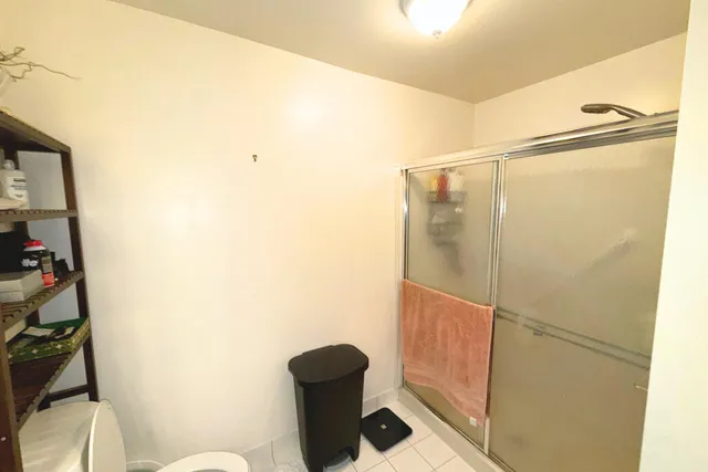 $250,000 | 7361 Radcliff Drive, West Bloomfield, MI 48322