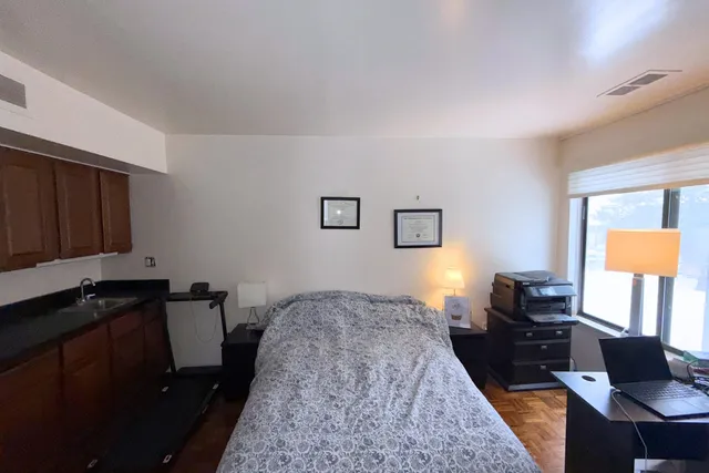 $250,000 | 7361 Radcliff Drive, West Bloomfield, MI 48322