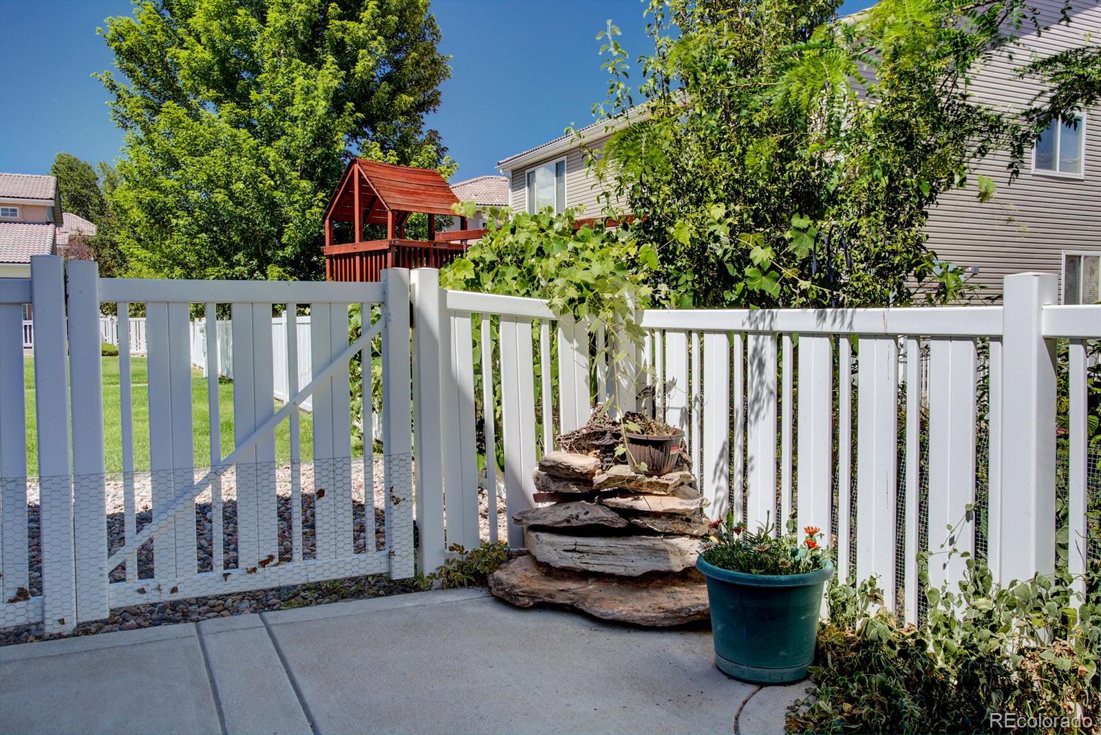 11788 Zenobia Loop Westminster, CO 80031 - Photo 32 of 34