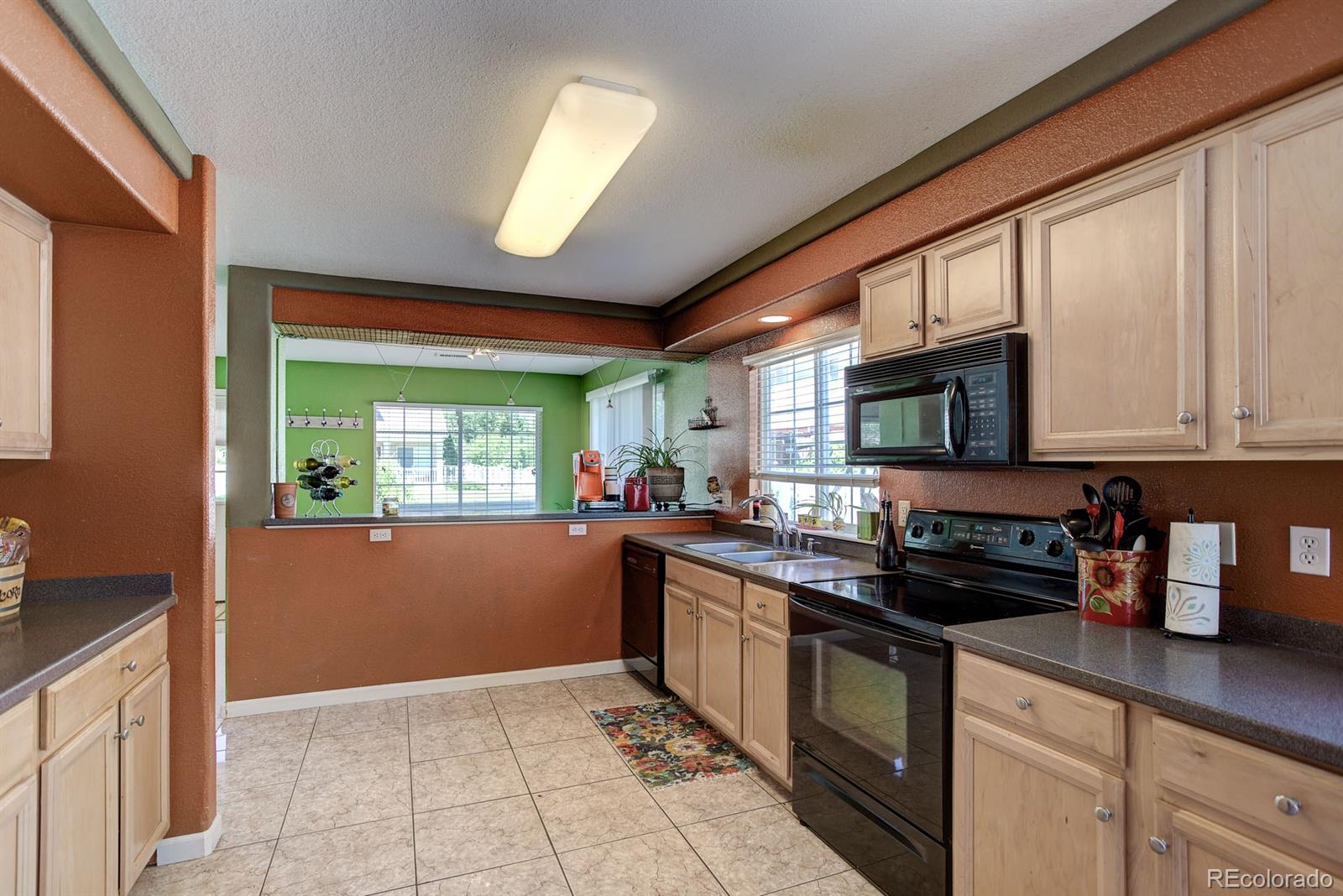 11788 Zenobia Loop Westminster, CO 80031 - Photo 10 of 34