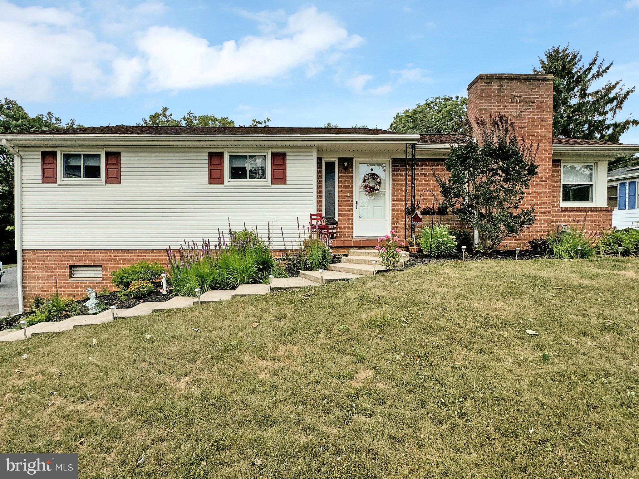 2279 Springfield Drive Chambersburg, PA 17202 - Photo 2 of 44