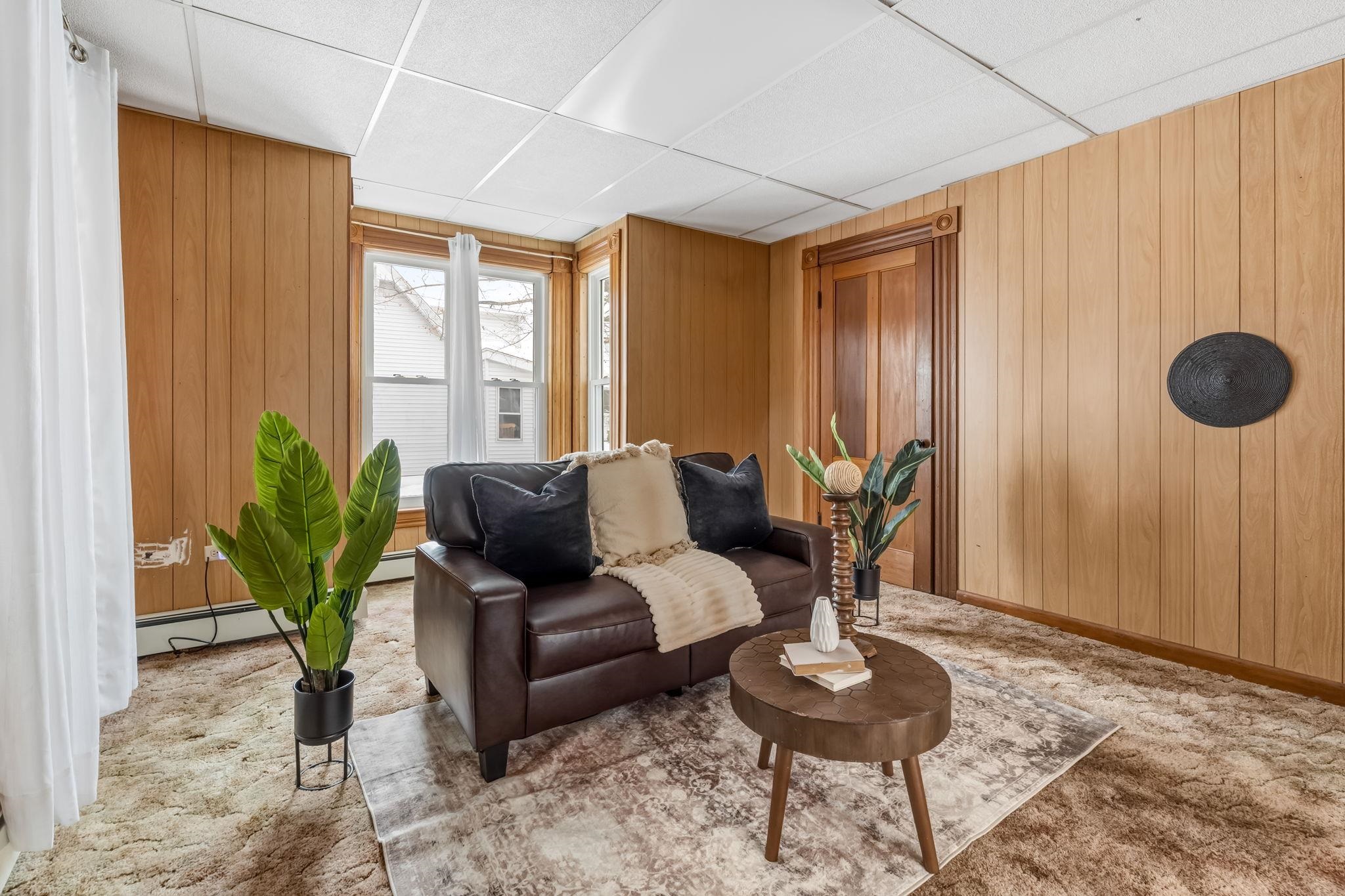 372 Orange Street Manchester, NH 03104 - Photo 12 of 34