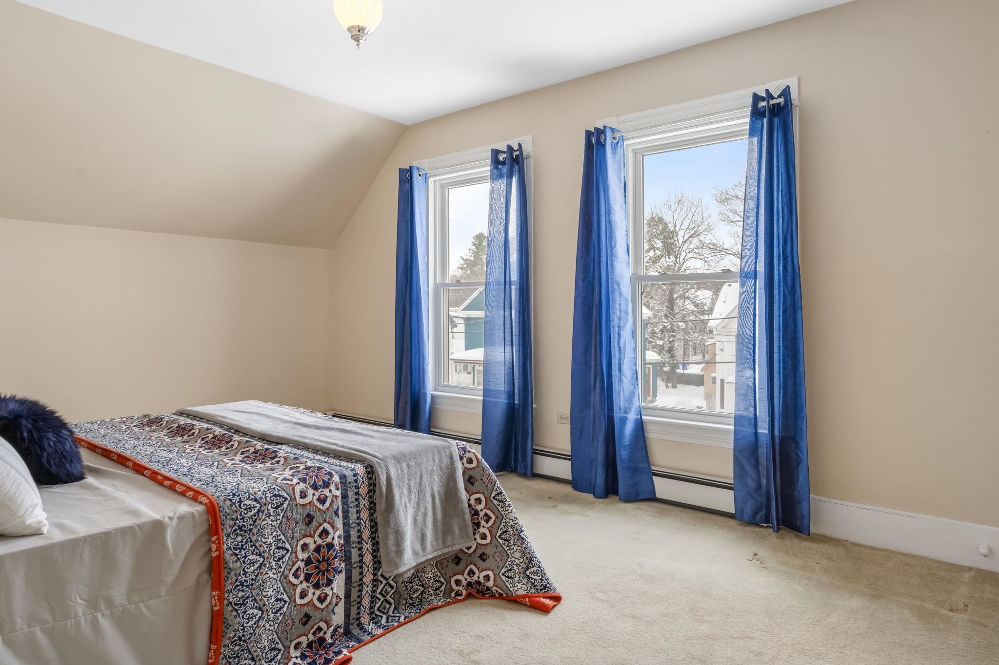 372 Orange Street Manchester, NH 03104 - Photo 20 of 34