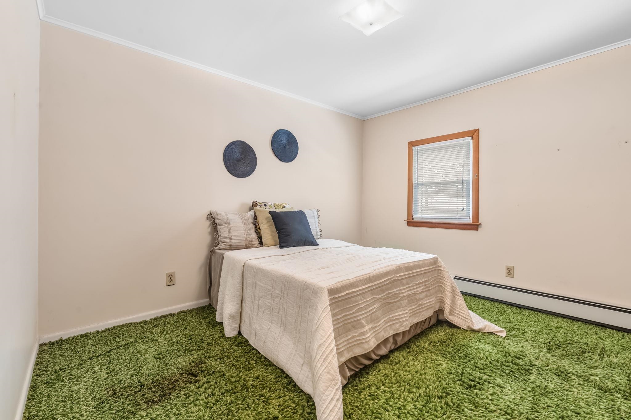 372 Orange Street Manchester, NH 03104 - Photo 25 of 34