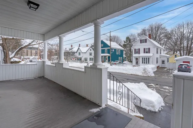 $399,000 | 372 Orange Street, Manchester, NH 03104
