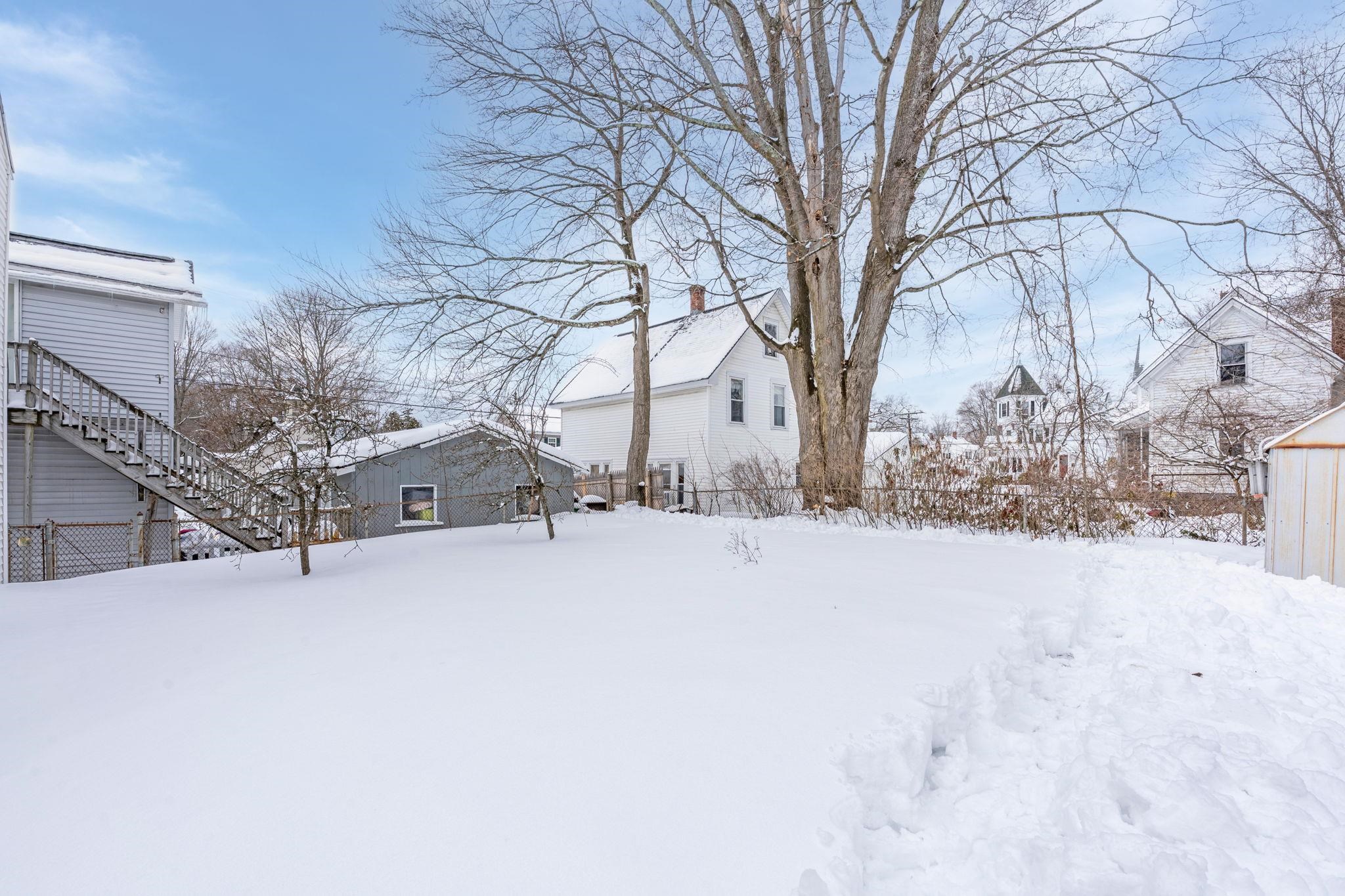 372 Orange Street Manchester, NH 03104 - Photo 33 of 34