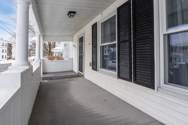 $399,000 | 372 Orange Street, Manchester, NH 03104