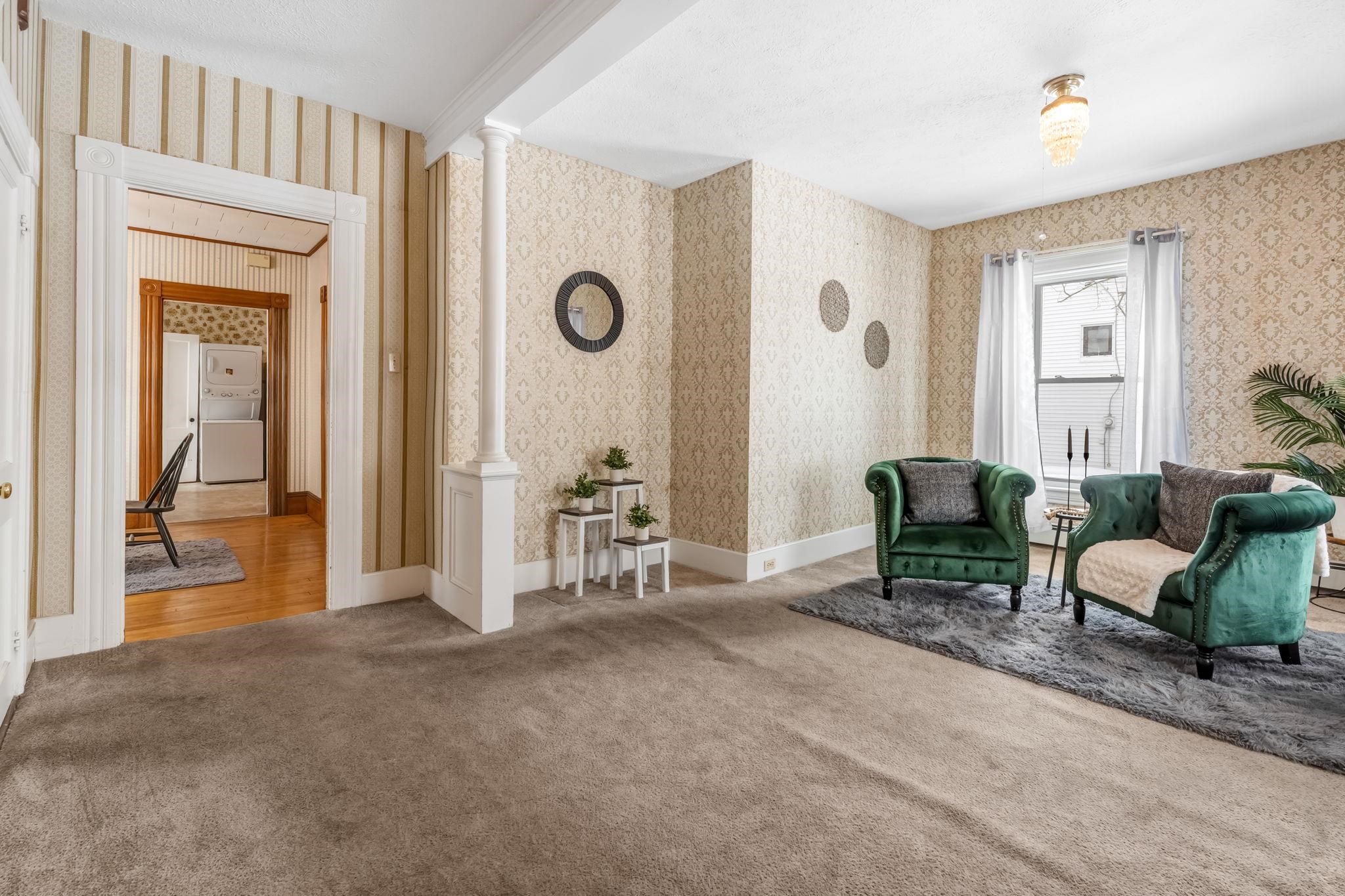 372 Orange Street Manchester, NH 03104 - Photo 5 of 34