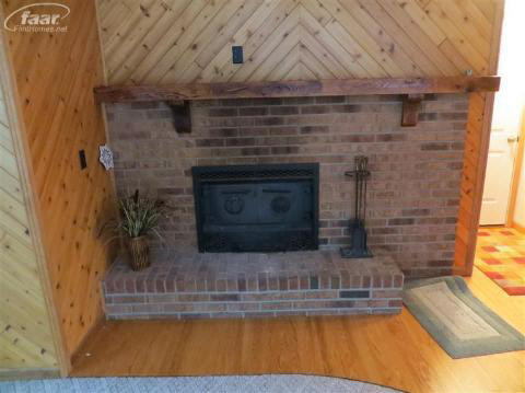 9925 Bray Road Millington, MI 48746 - Photo 10 of 22 20327880-9.JPG