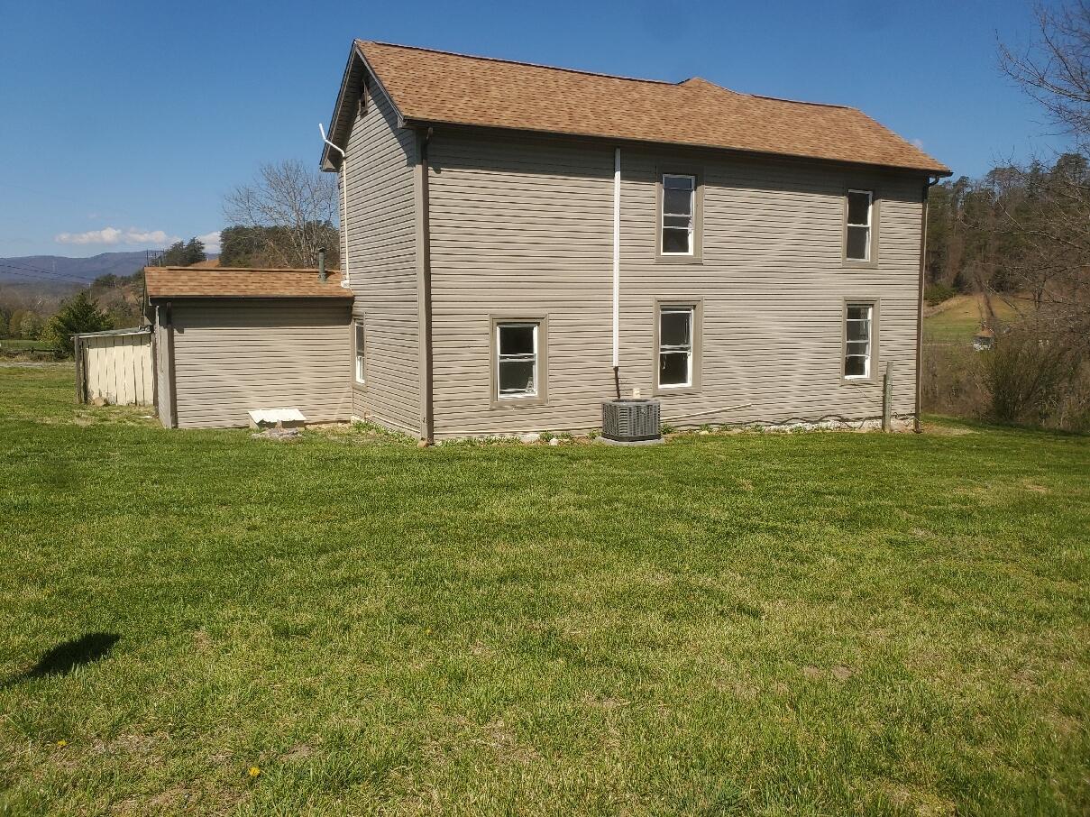 478 Dagger Spring Road Eagle Rock, VA 24085 - Photo 6 of 32 20230329_121211