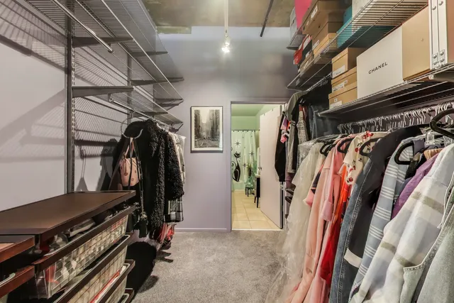 $550,000 | 1000 West Adams Street, Unit 203, Chicago, IL 60607