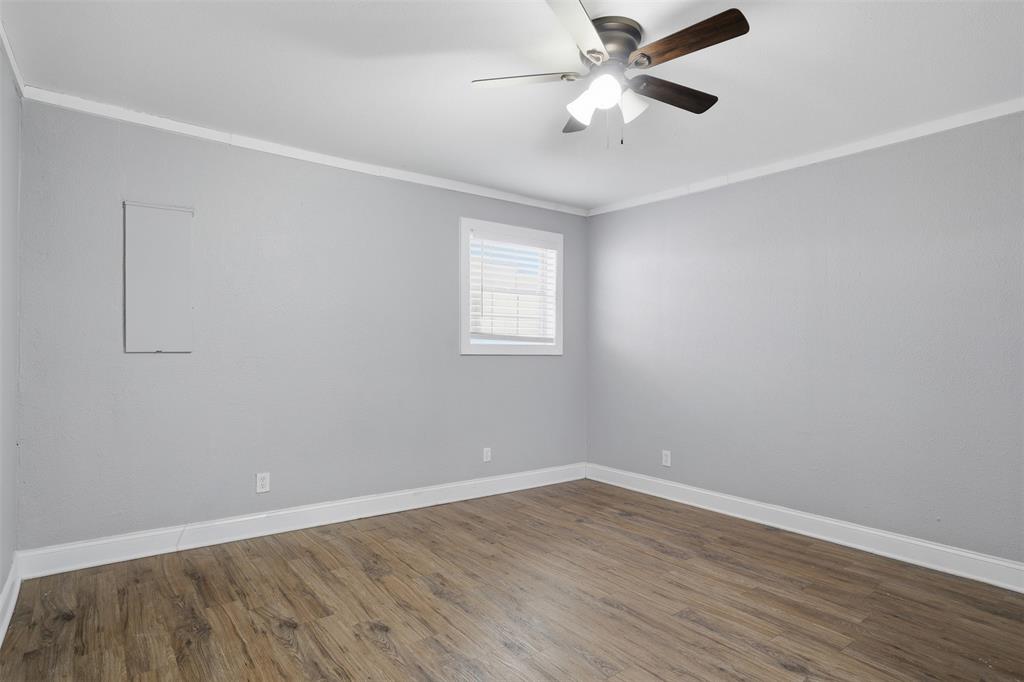 308 West Lamm Street Blue Ridge, TX 75424 - Photo 11 of 25