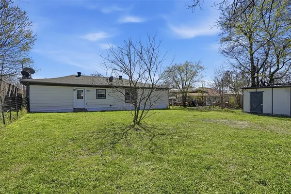$210,000 | 308 West Lamm Street, Blue Ridge, TX 75424