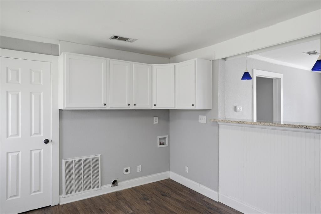 308 West Lamm Street Blue Ridge, TX 75424 - Photo 10 of 25