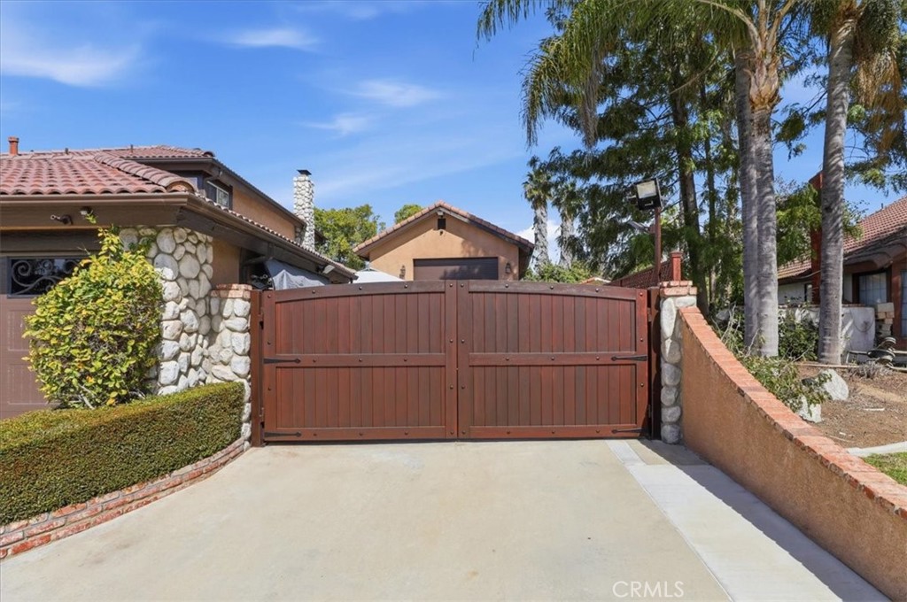 1210 Versailles Circle Riverside, CA 92506 - Photo 73 of 75