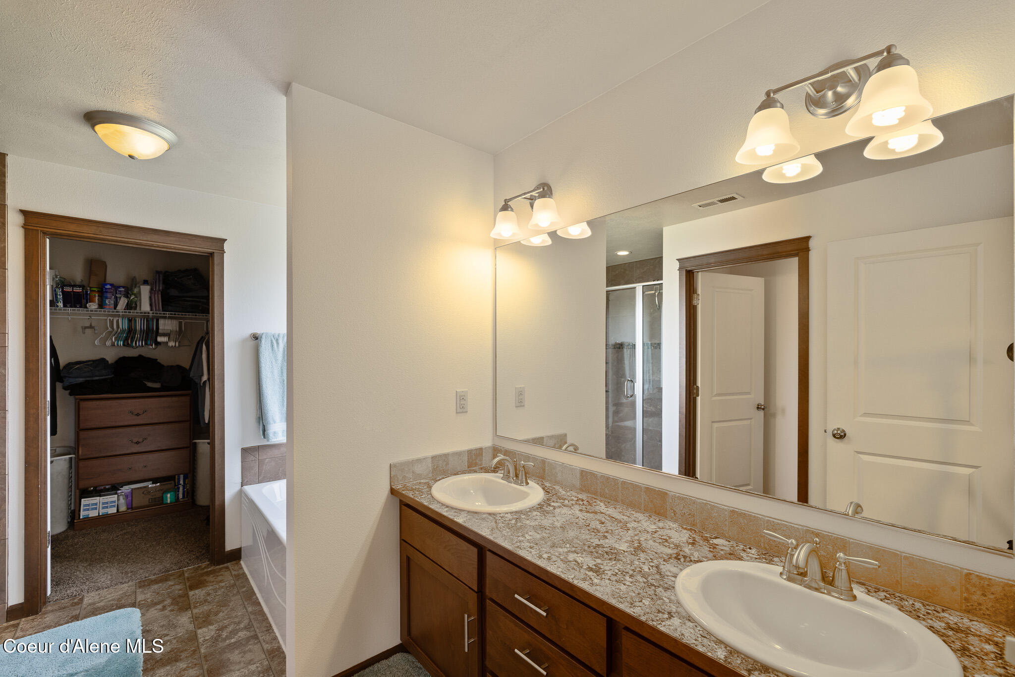 14932 North Pristine Circle Rathdrum, ID 83858 - Photo 12 of 29 0N8A4468