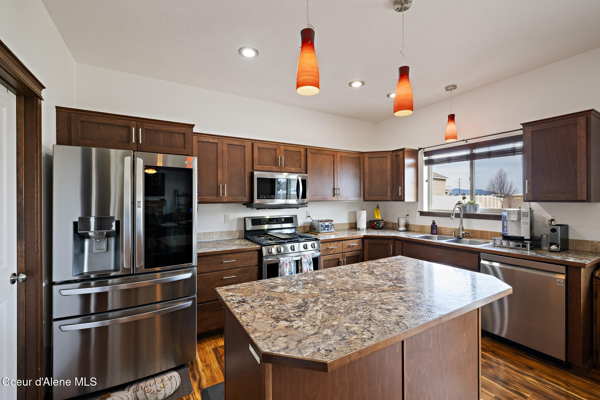 14932 North Pristine Circle Rathdrum, ID 83858 - Photo 4 of 29 0N8A4402